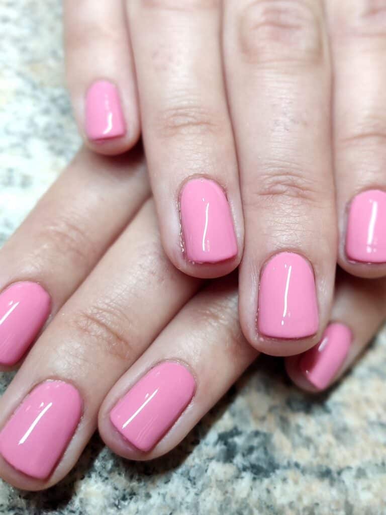 fingernägeldesign-rosa-voll