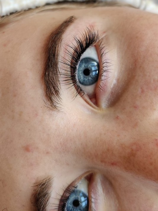 lashes-brows-style-10