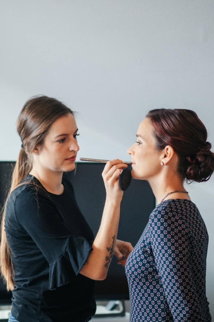 lookbook-backstage-makeup-vorbereitung
