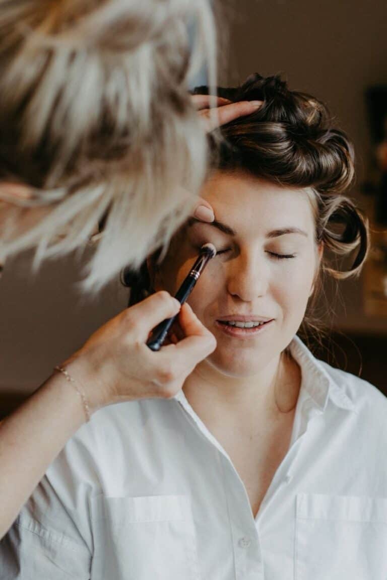 lookbook-backstage-silvia-lidschatten-pinsel