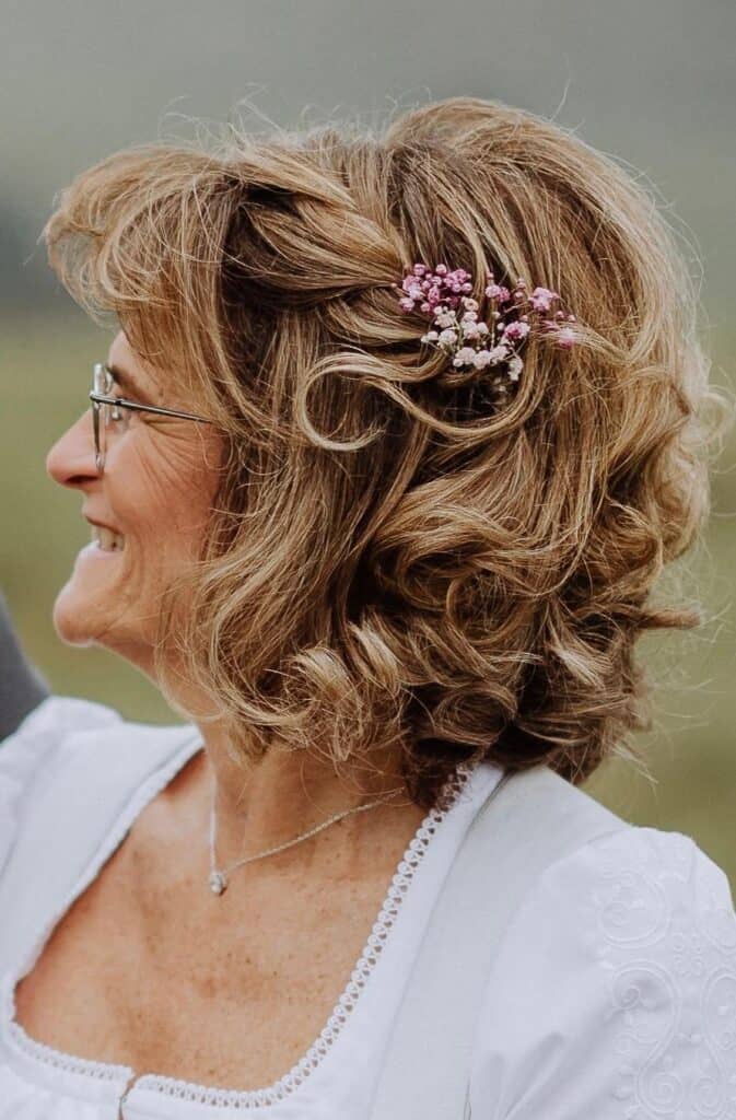 lookbook-silvia-eingeflochten-mit-blumen